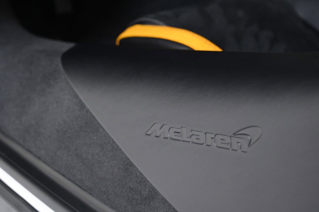 New 2026 McLaren GTS RWD image 21