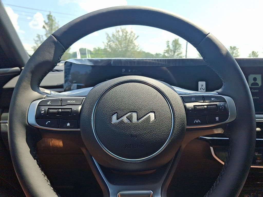 New 2026 Kia K5 GT-Line image 17
