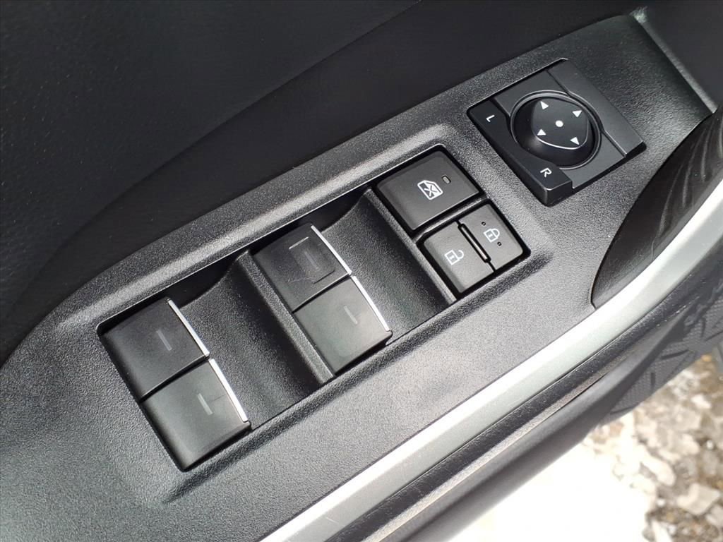 Used 2024 Toyota RAV4 Adventure image 13