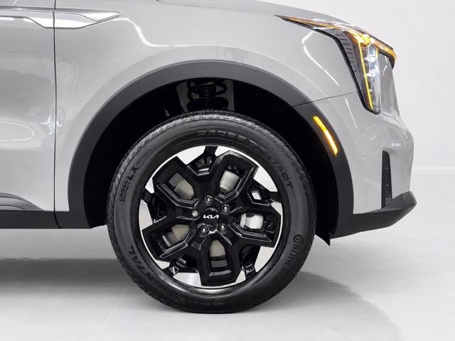 Used 2024 Kia Sorento S w/ Panoramic Sunroof Package AWD/4WD image 6