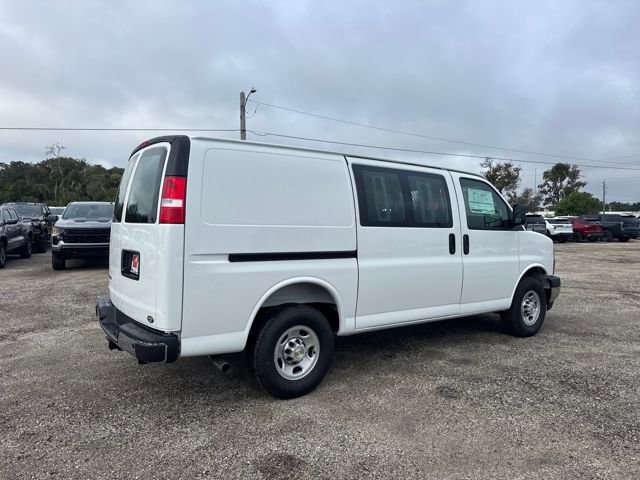 New 2025 Chevrolet Express 2500 Work Van 3D Cargo Van w/ Driver Convenience Package RWD image 13