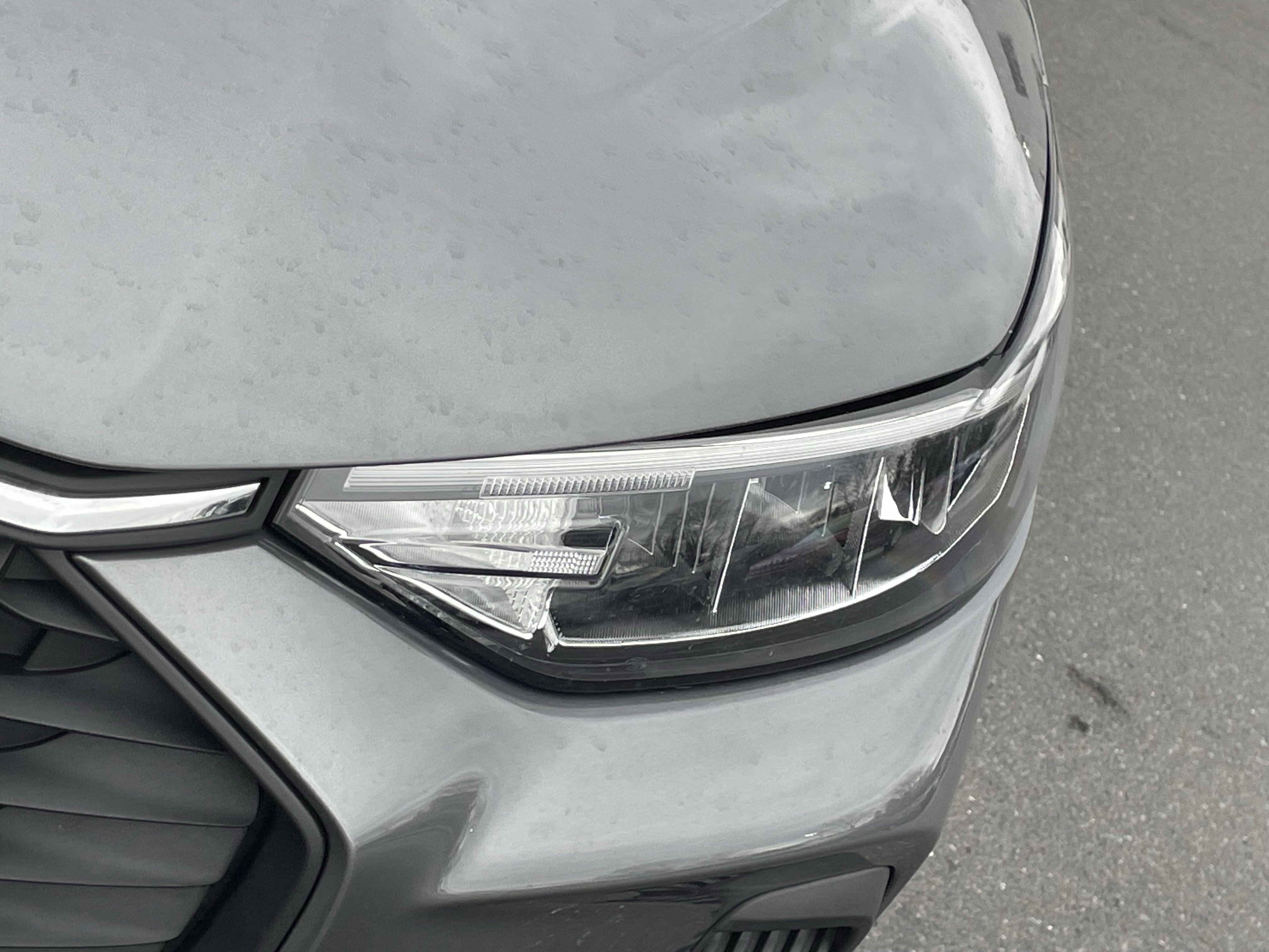 Used 2025 Ford Escape Active image 10