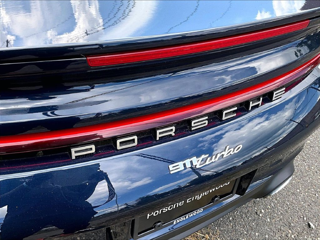 Certified 2021 Porsche 911 Turbo AWD/4WD image 31