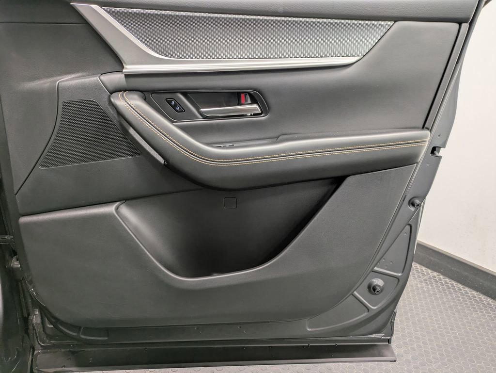 Used 2025 MAZDA CX-90 3.3 Turbo w/ Preferred Package image 28