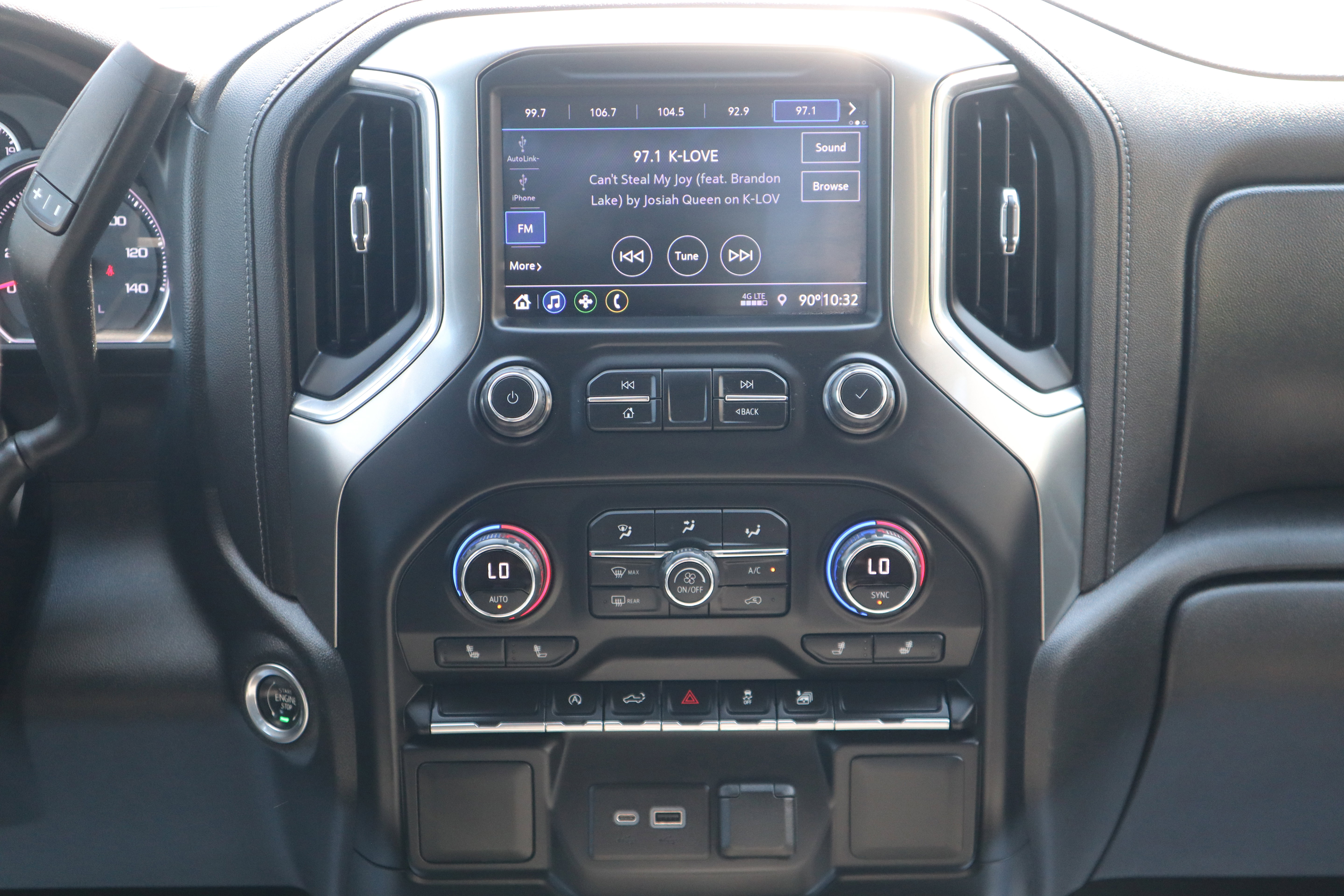Used 2021 Chevrolet Silverado 1500 LT RWD image 14