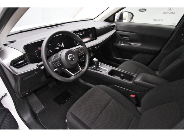 Used 2026 Nissan Kicks S w/ Charging Package FWD image 15