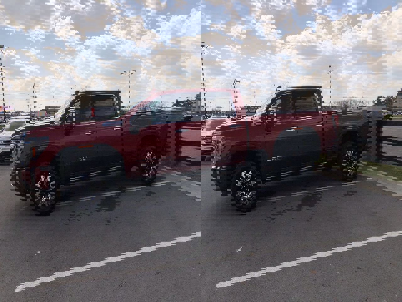 Used 2024 GMC Sierra 2500 Denali w/ Denali Reserve Package image 3