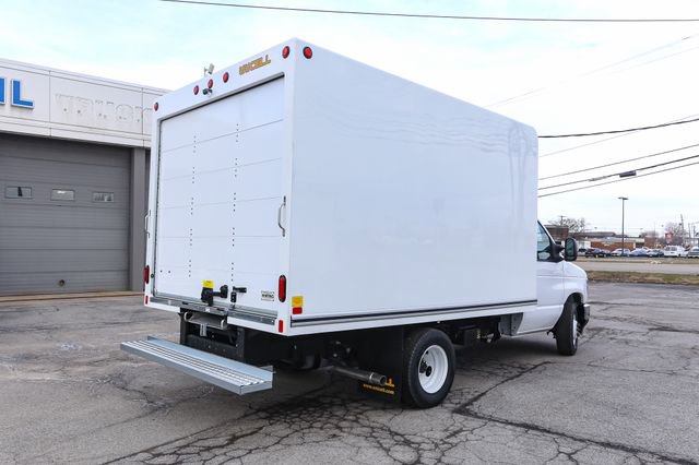 New 2027 Ford E-350 and Econoline 350 Super Duty w/ Power Equipment Group image 10