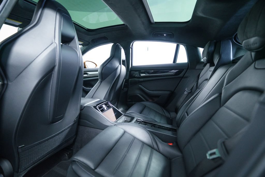 Certified 2025 Porsche Panamera GTS AWD/4WD image 44