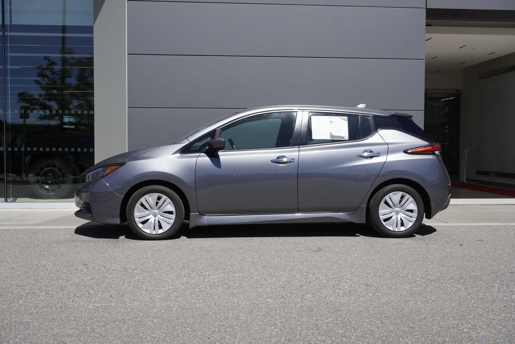 Used 2025 Nissan Leaf S FWD image 8