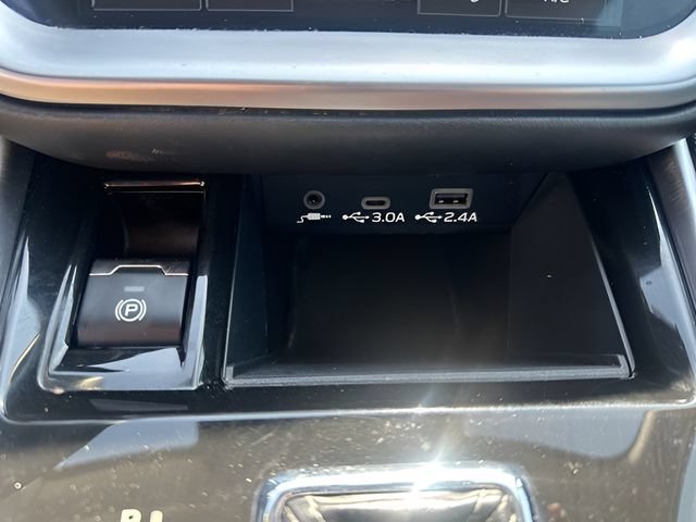 Used 2024 Subaru Legacy Premium AWD/4WD image 24