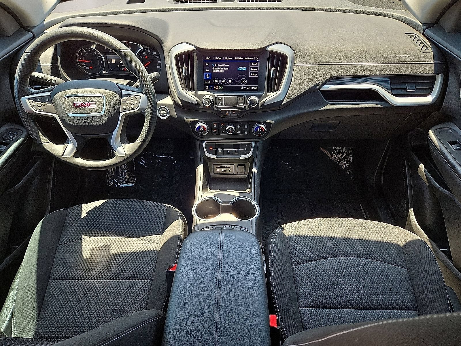 Used 2023 GMC Terrain SLE w/ Driver Convenience Package FWD image 16
