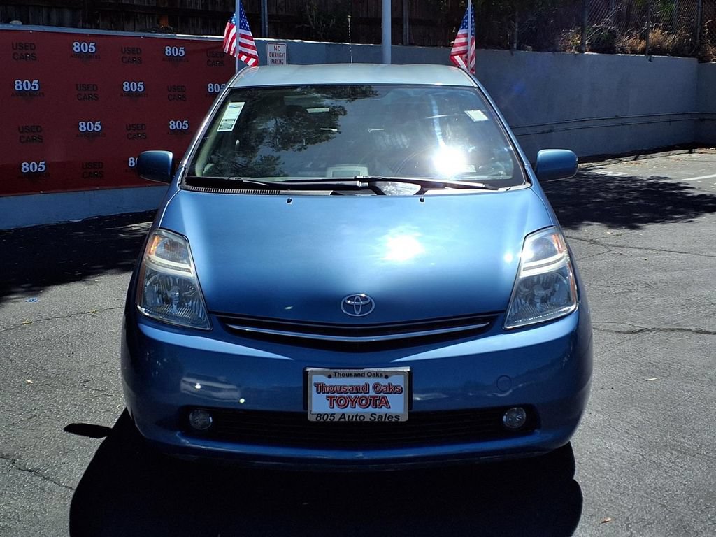Used 2007 Toyota Prius w/ Pkg 5 FWD image 2