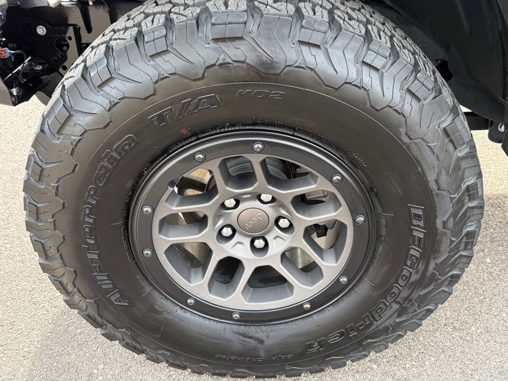 Used 2023 Jeep Wrangler Rubicon 392 w/ Xtreme Recon 35" Tire Package image 10