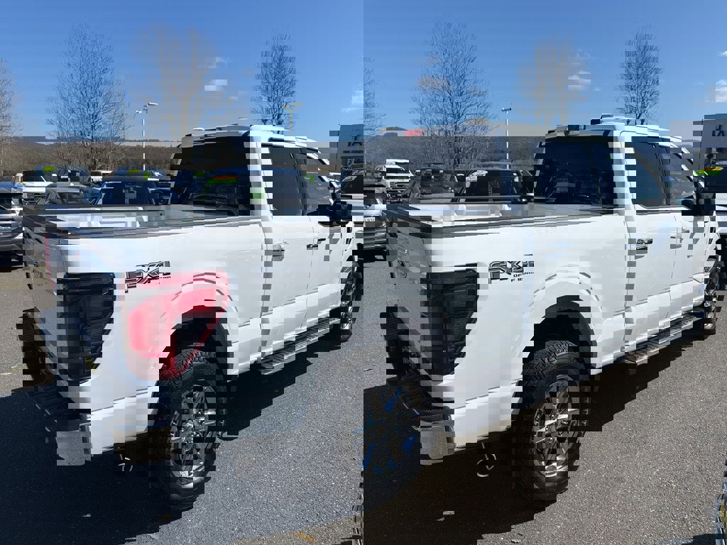 Used 2024 Ford F150 XLT w/ FX4 Off-Road Package image 4