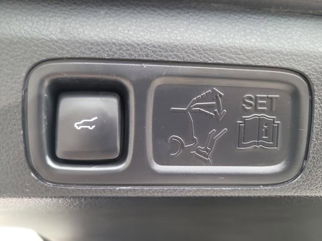 Used 2020 Ford Expedition Limited w/ Equipment Group 301A AWD/4WD image 12