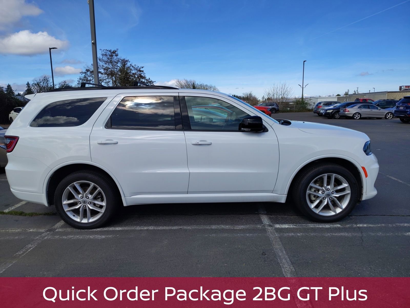 Used 2023 Dodge Durango GT image 4