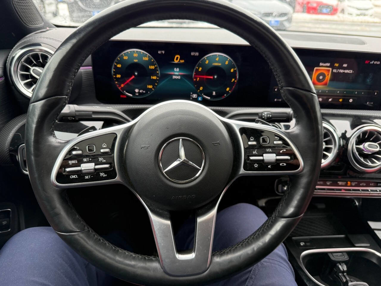 Used 2021 Mercedes-Benz CLA 250 4MATIC image 23
