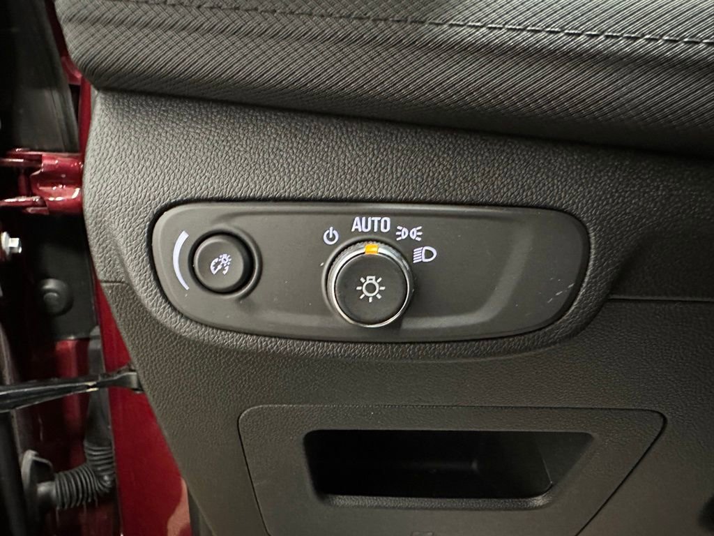 Certified 2025 Chevrolet TrailBlazer LS w/ LS Convenience Package image 10