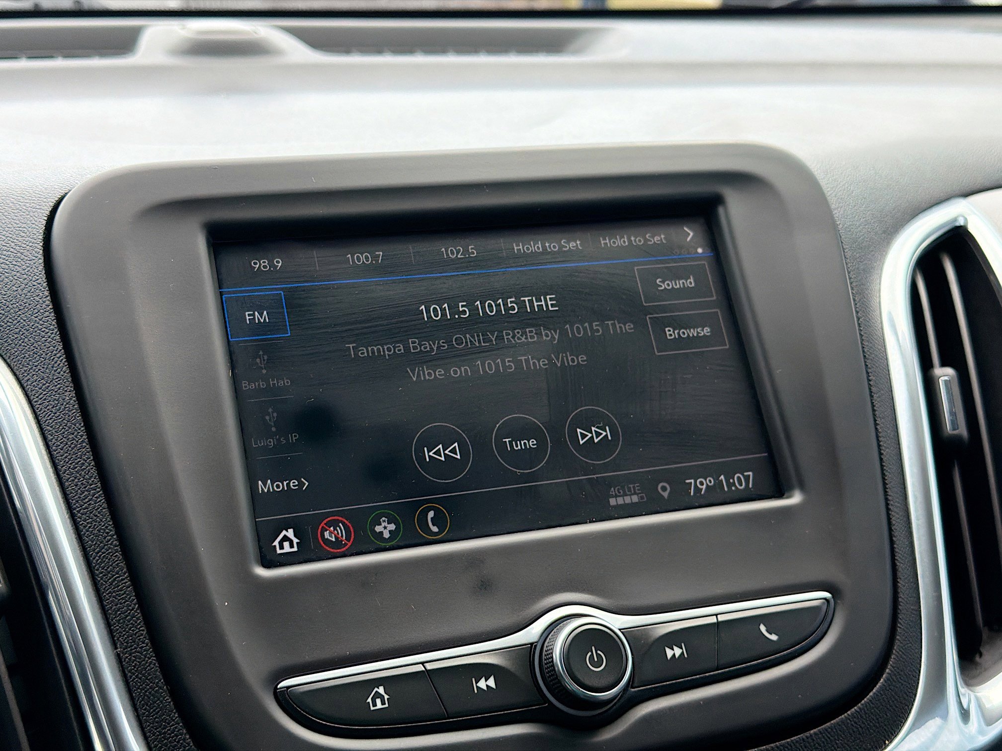 Used 2019 Chevrolet Equinox LT image 30