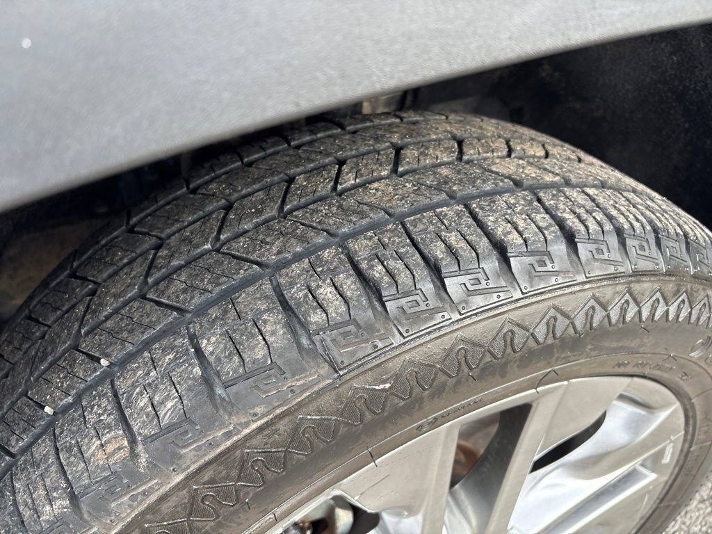 Used 2020 Toyota RAV4 XLE Premium image 27