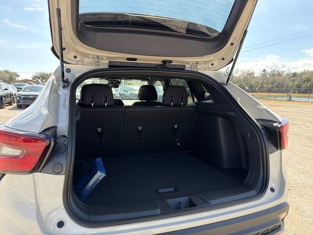 New 2026 Chevrolet Trax RS image 12