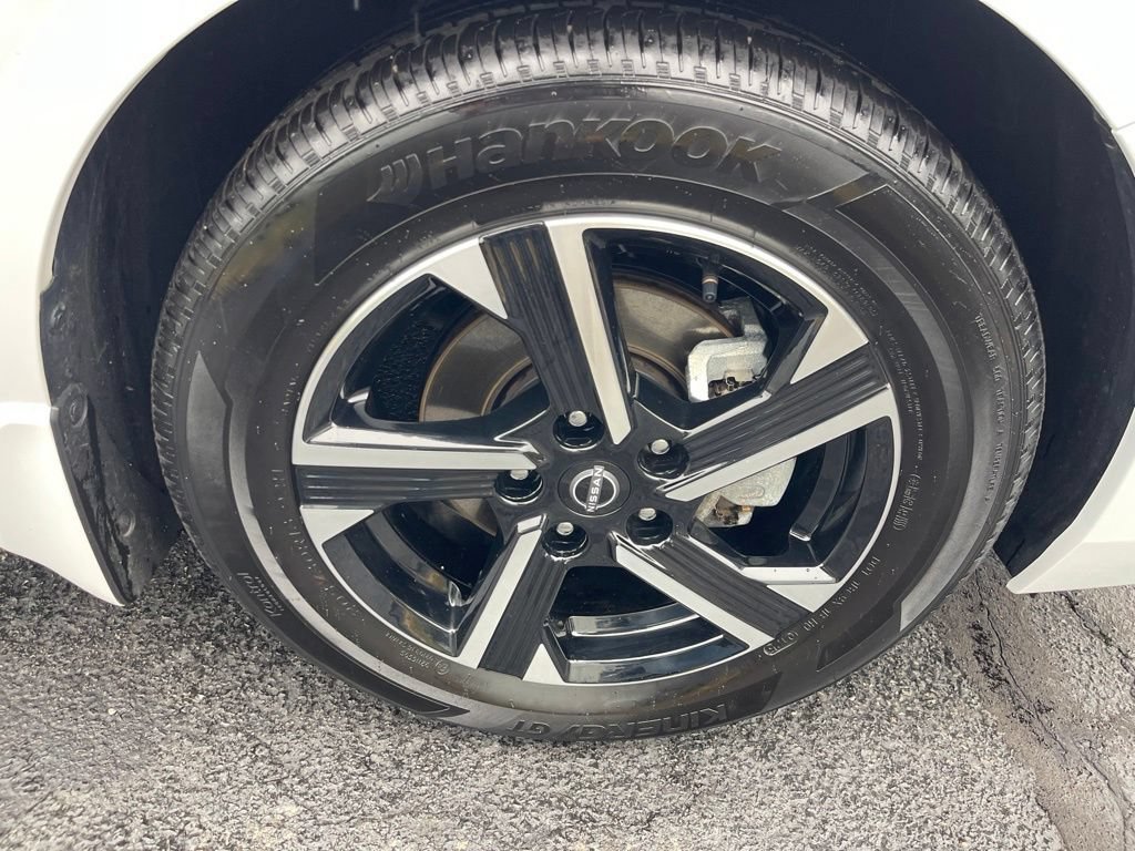 Certified 2025 Nissan Sentra SV w/ Trunk Package FWD image 27