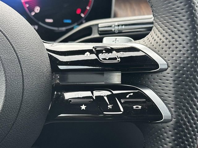 Certified 2025 Mercedes-Benz GLC 300 4MATIC image 22