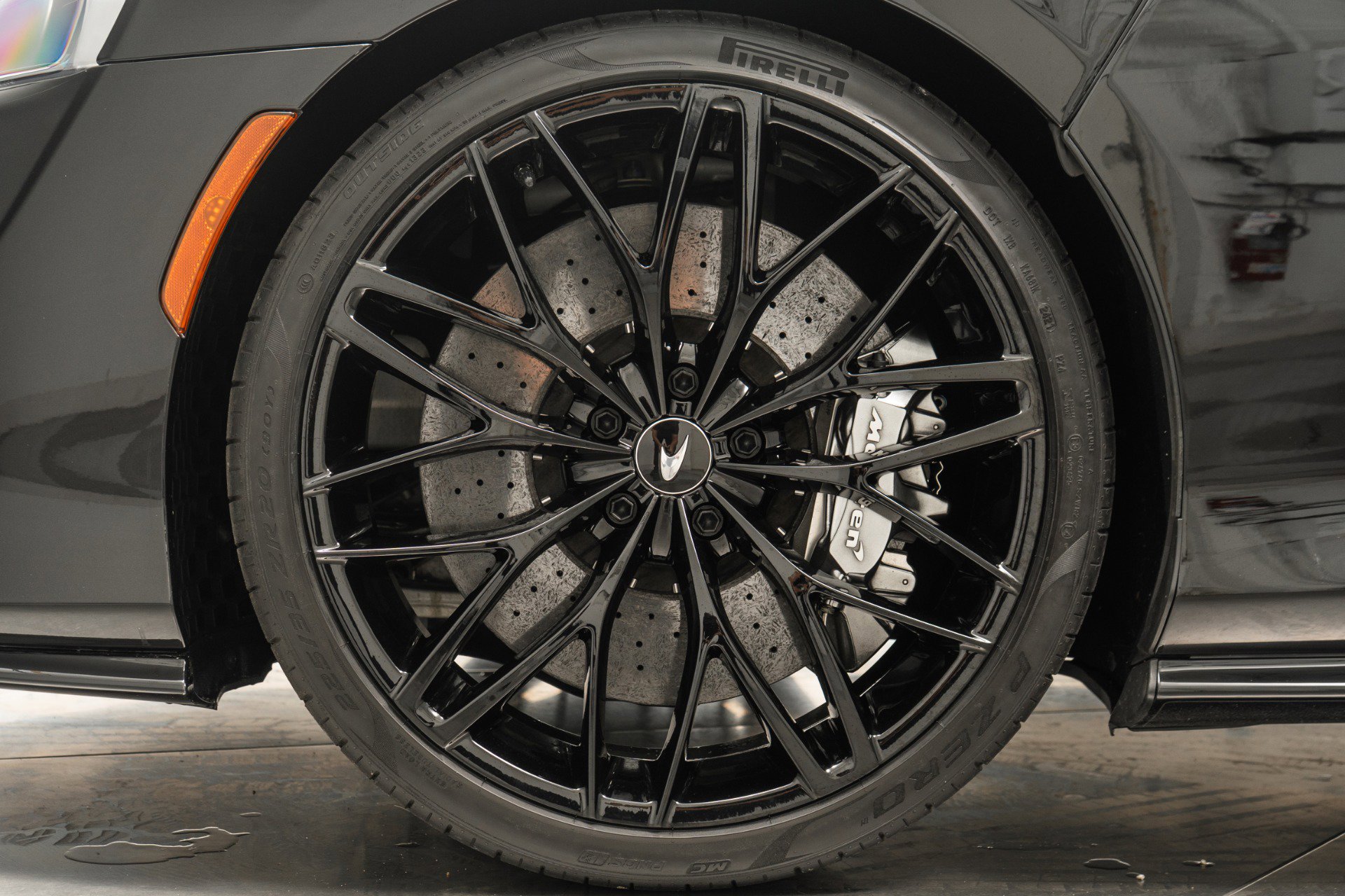 Used 2022 McLaren GT image 10