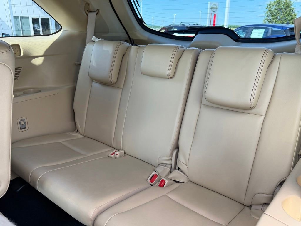 Used 2018 Toyota Highlander XLE AWD/4WD image 16