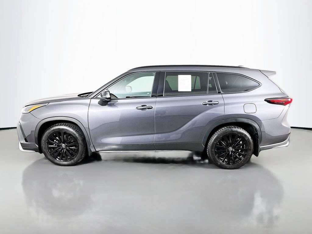 Used 2024 Toyota Highlander XSE AWD/4WD image 5