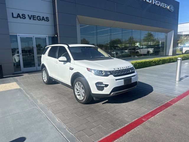 Used 2019 Land Rover Discovery Sport HSE AWD/4WD image 3