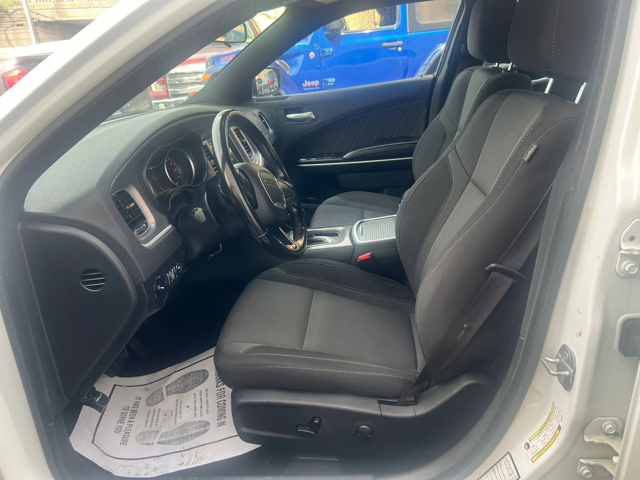 Used 2022 Dodge Charger SXT RWD image 21