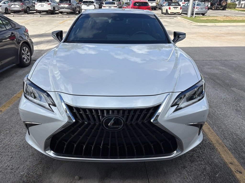 Used 2025 Lexus ES 350 w/ Premium Package FWD image 5