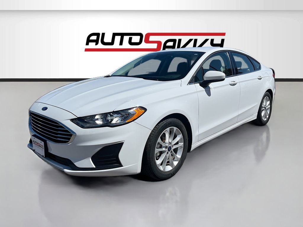 Used 2019 Ford Fusion SE FWD image 3