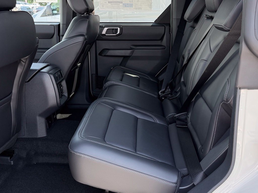 New 2026 Ford Bronco Outer Banks w/ Sasquatch Package AWD/4WD image 28