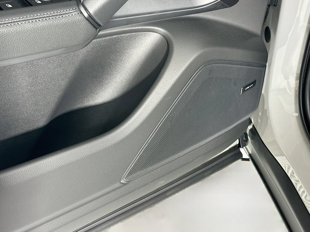 New 2026 Porsche Cayenne AWD/4WD image 21