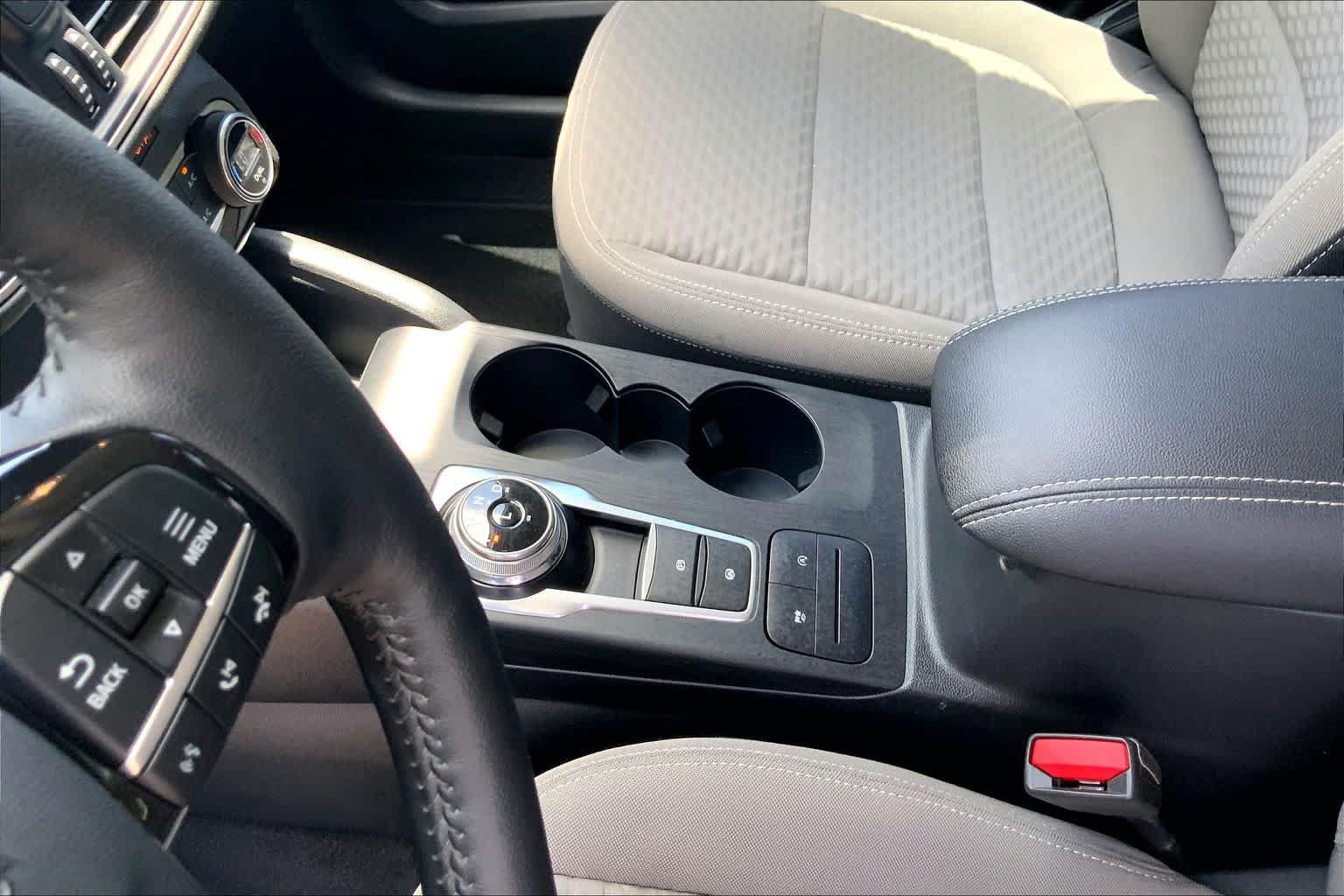 Used 2021 Ford Escape SE w/ Convenience Package AWD/4WD image 17