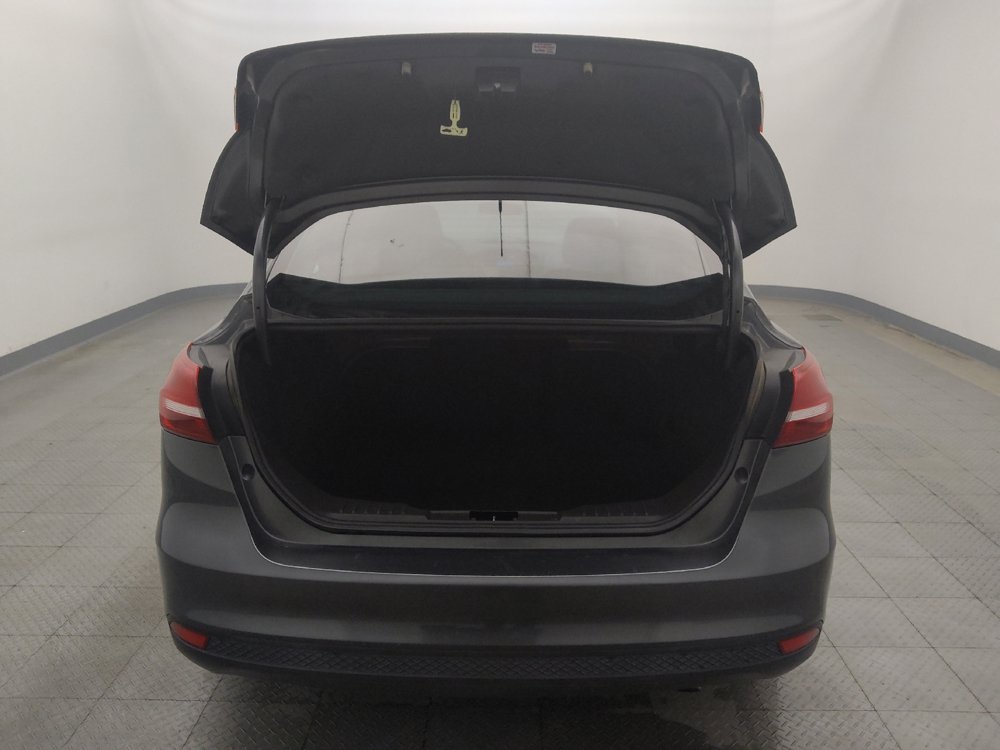 Used 2018 Ford Focus SE w/ Interior Protection Package FWD image 29