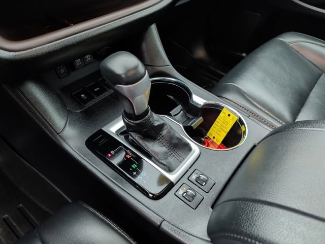 Used 2019 Toyota Highlander XLE image 35