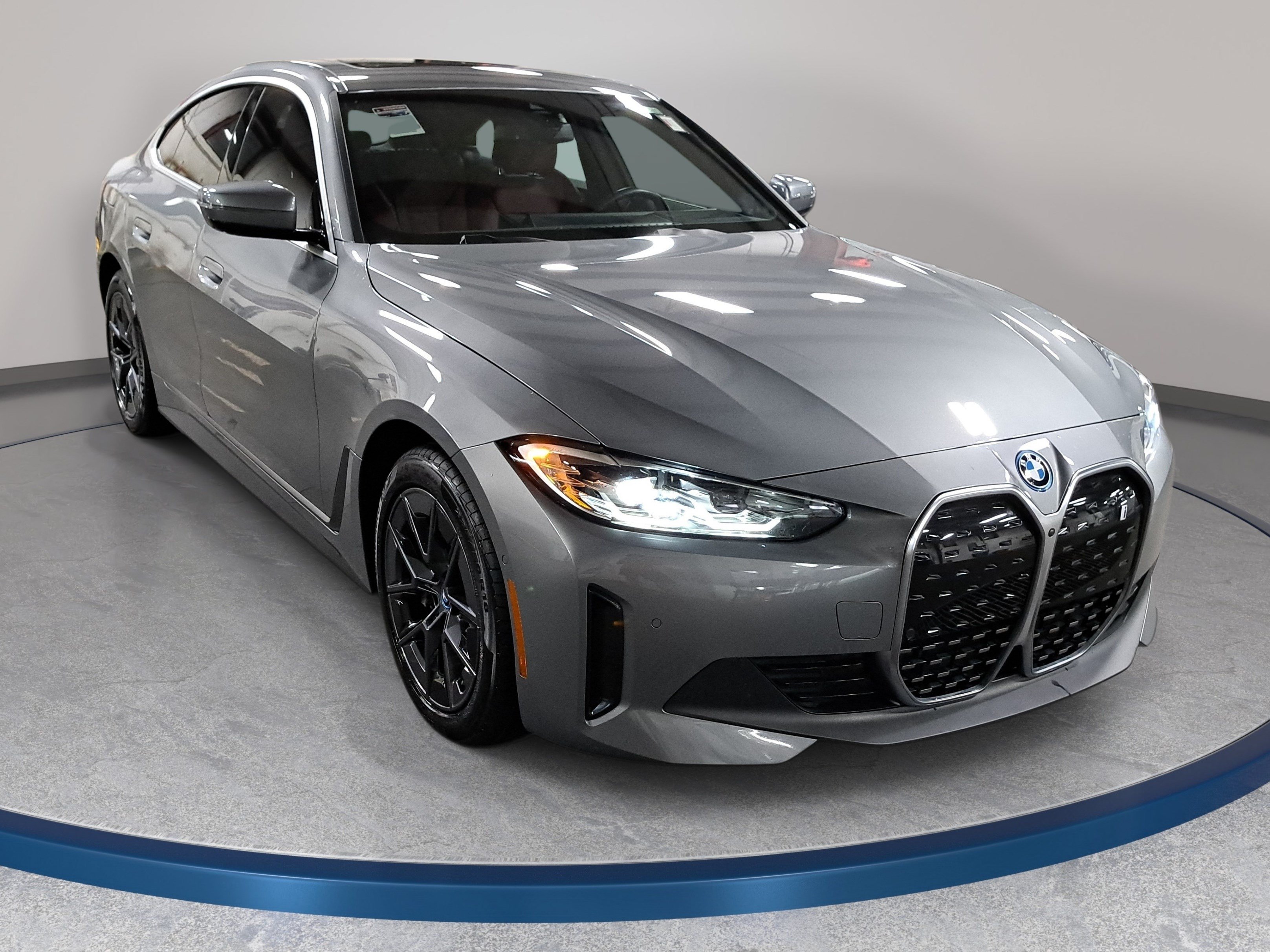 Certified 2024 BMW i4 eDrive35 w/ Premium Package RWD image 4
