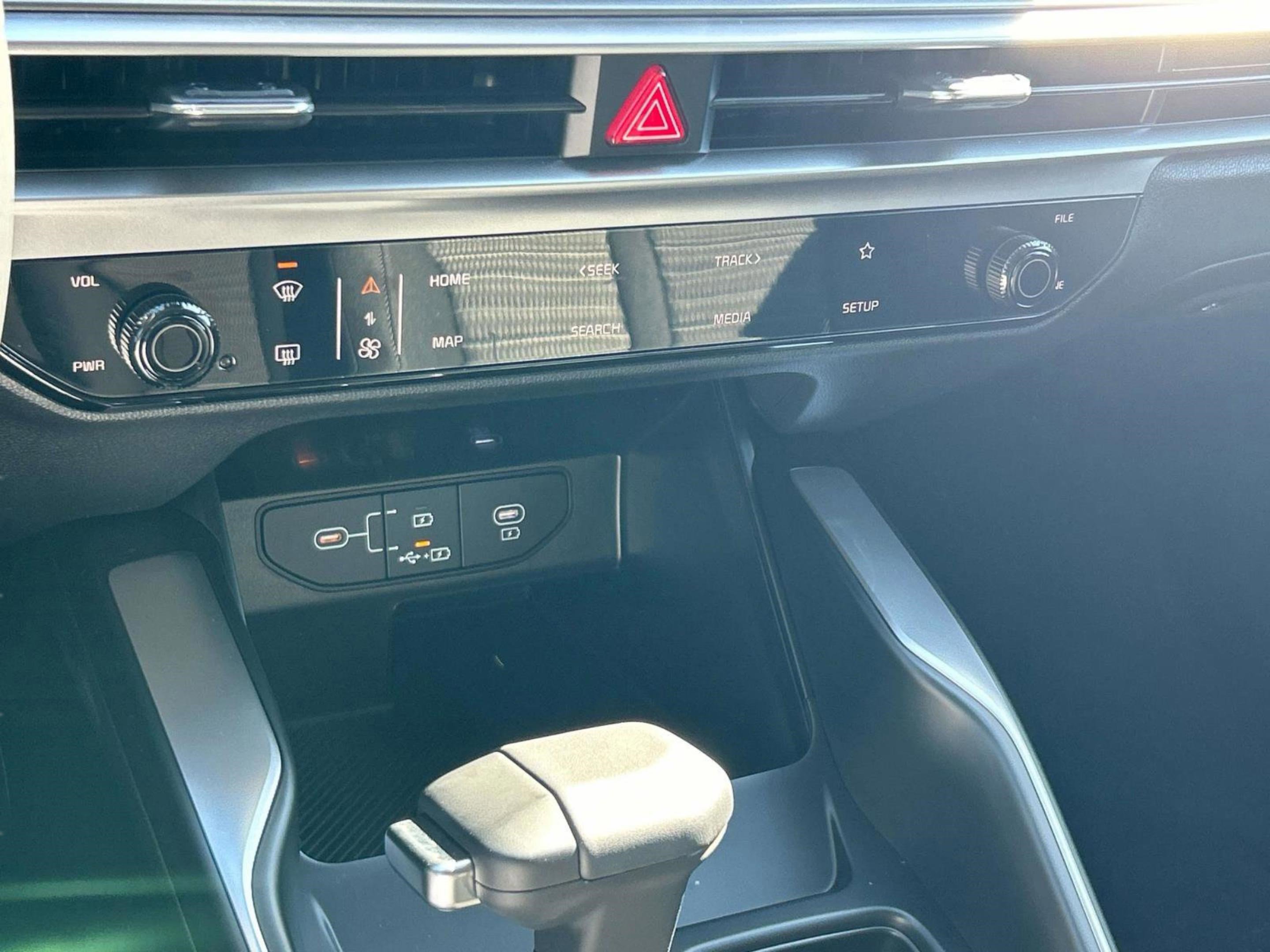 New 2026 Kia Sorento LX image 28