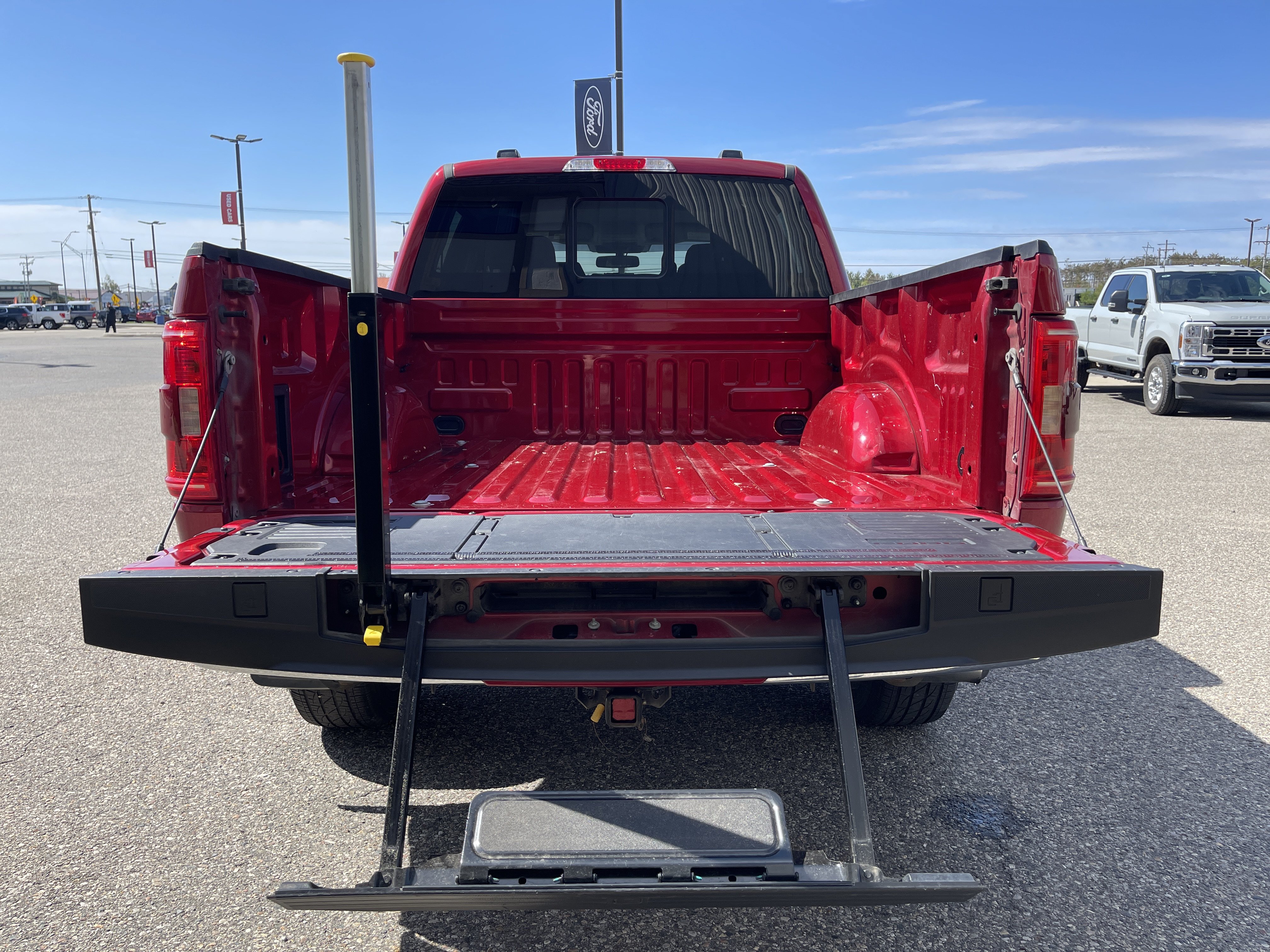 Used 2021 Ford F150 XLT w/ Equipment Group 302A High AWD/4WD image 9