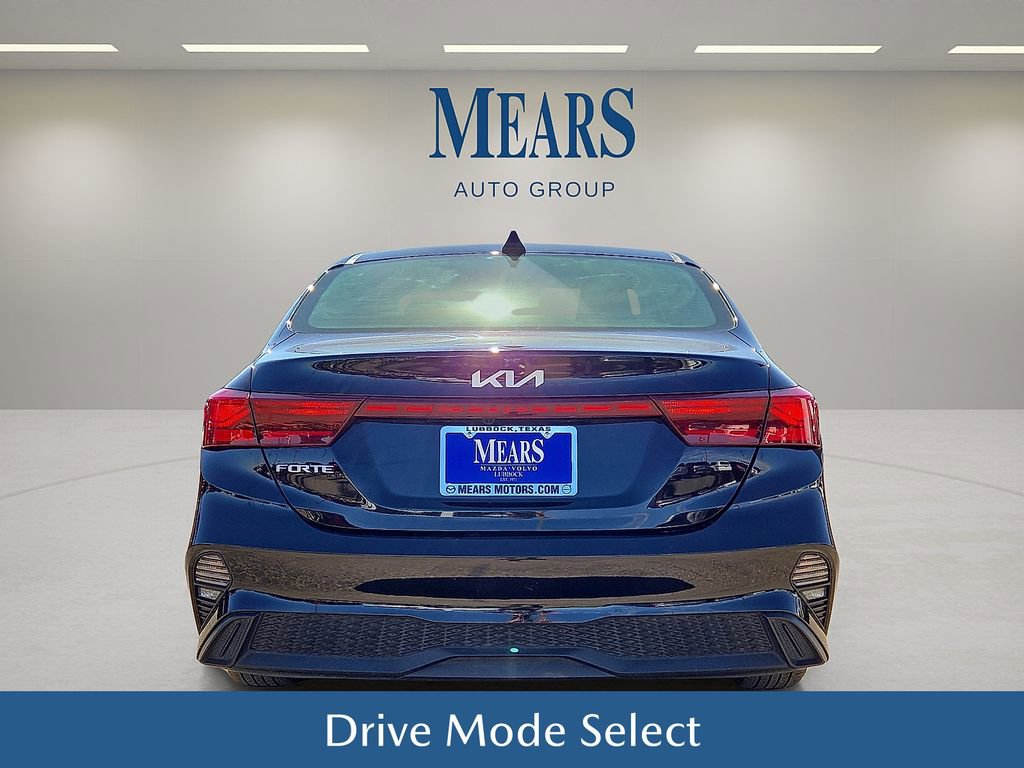 Used 2024 Kia Forte LXS image 5