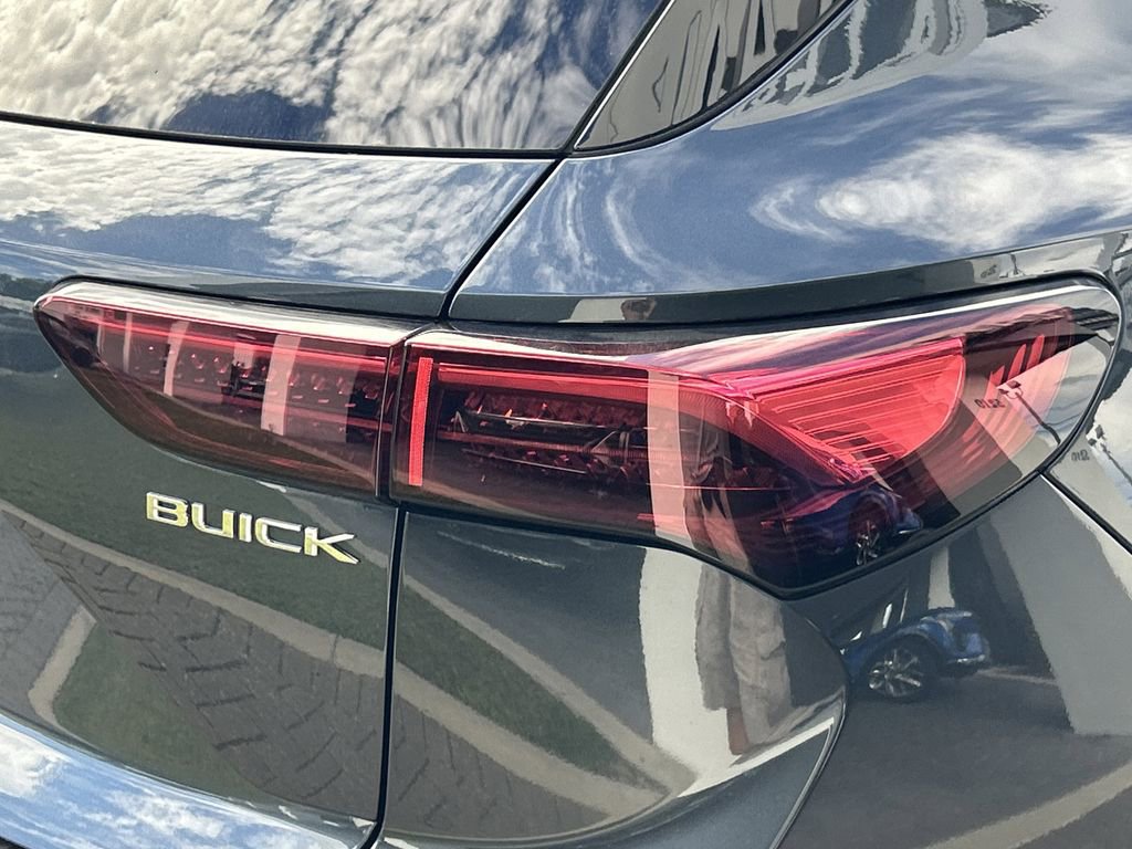 New 2026 Buick Envision Preferred image 9