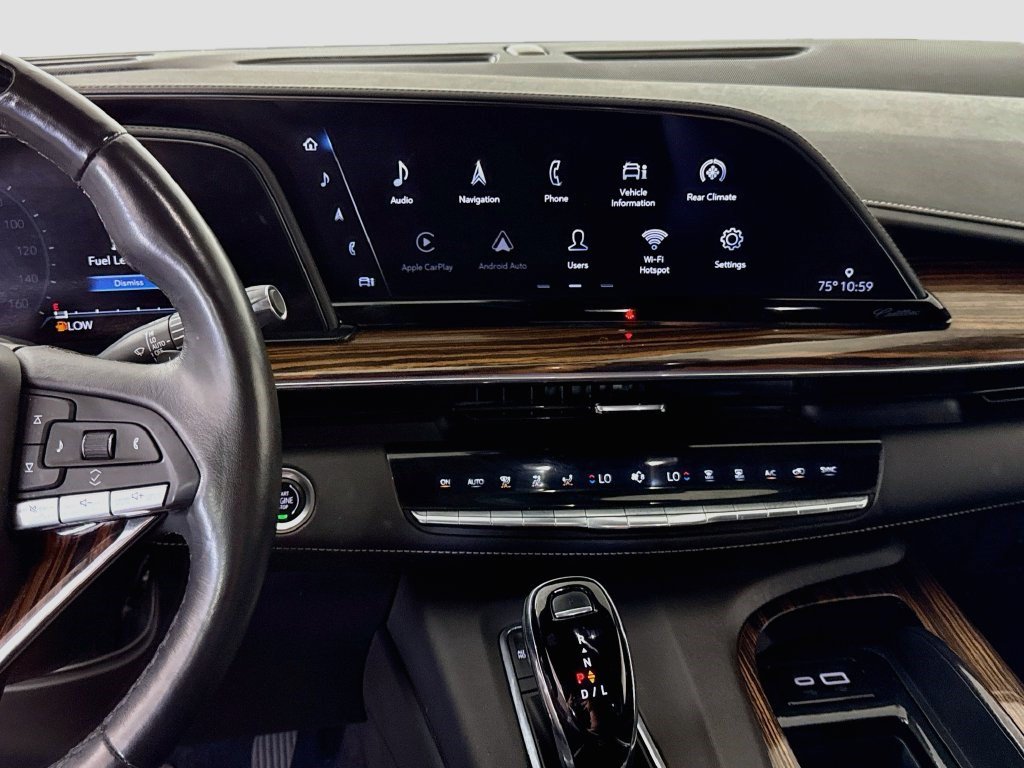 Used 2023 Cadillac Escalade Premium Luxury RWD image 17