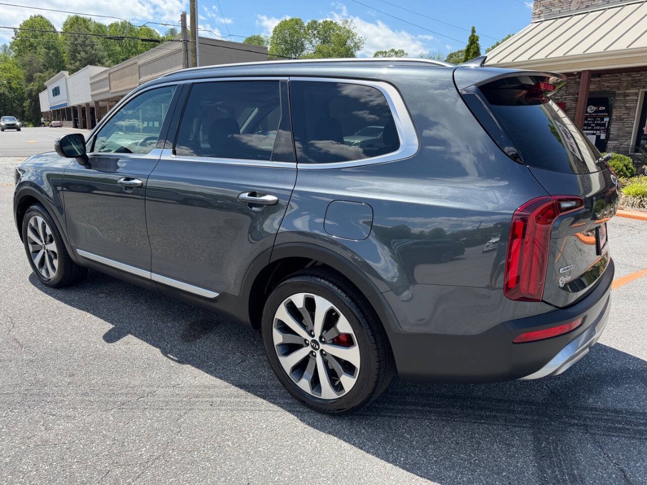 Used 2020 Kia Telluride S AWD/4WD image 9