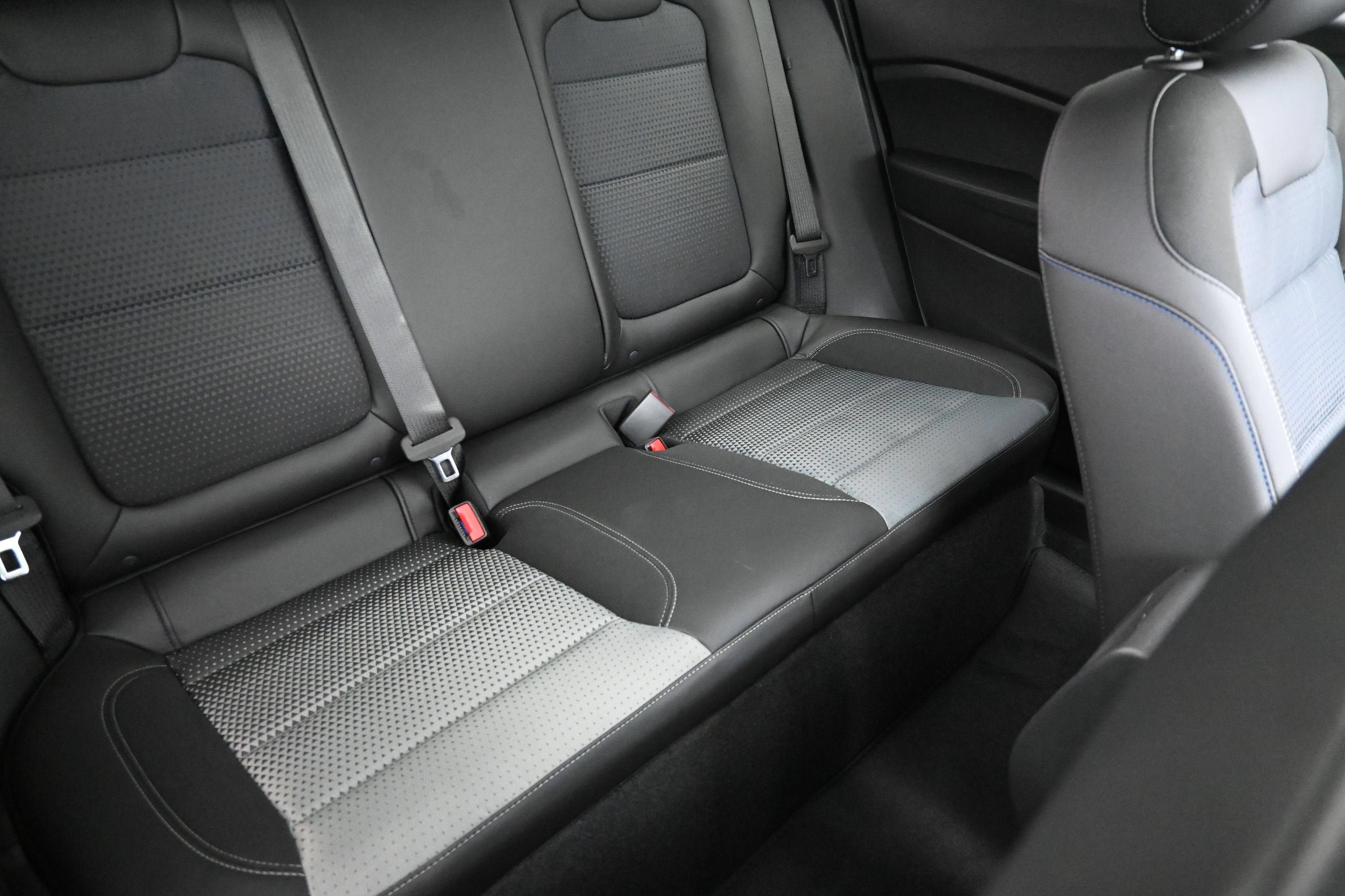 New 2026 Chevrolet Trax LT w/ Sunroof Package FWD image 31