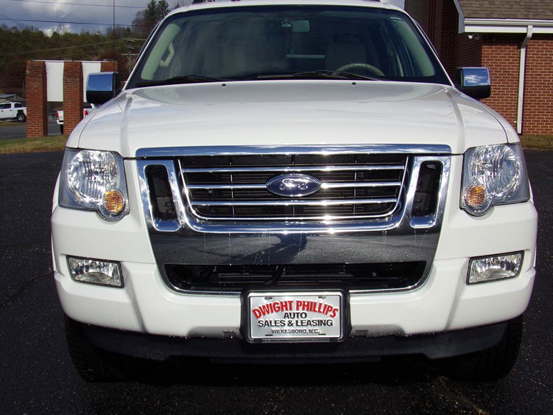 Used 2008 Ford Explorer Sport Trac Limited AWD/4WD image 4