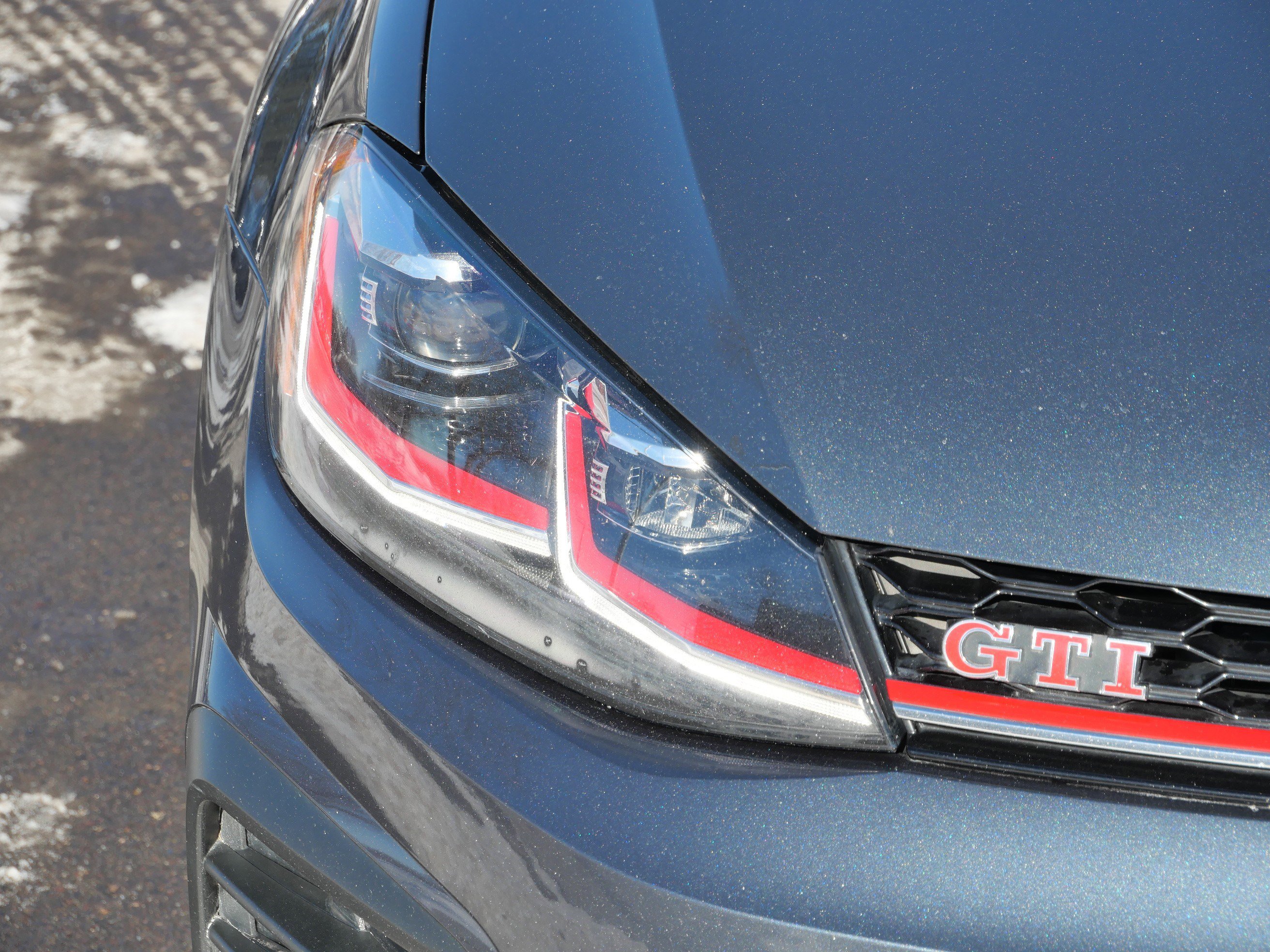 Used 2021 Volkswagen GTI SE image 16